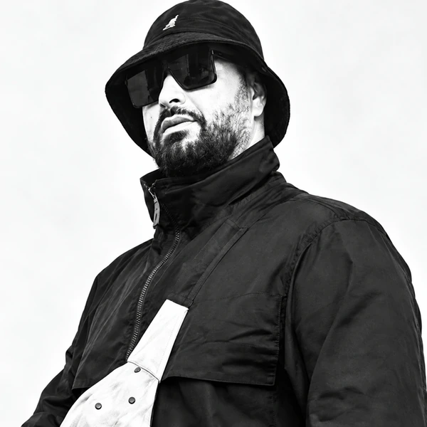 Moe Phoenix