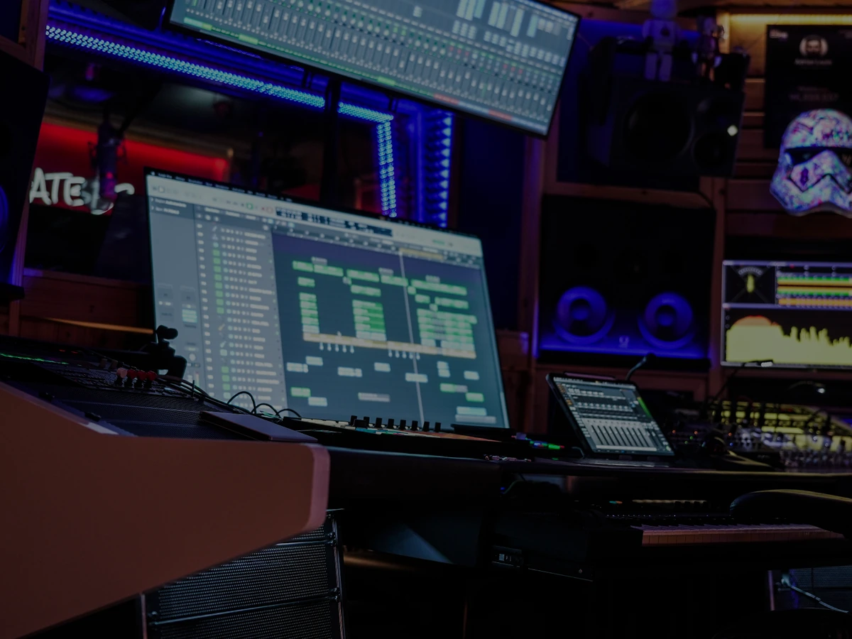Stem Export – Aufnahme aus dem Adrian Louis Studio